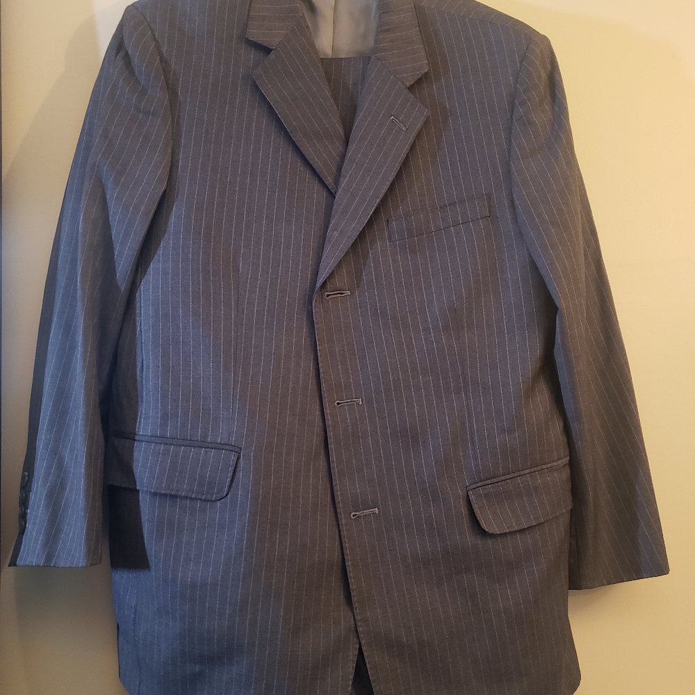 Vintage 3-button pinstripe suit